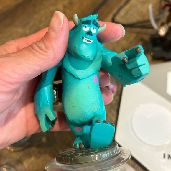 Disney Infinity Game, Figures & Cards - Picture 15 of 16